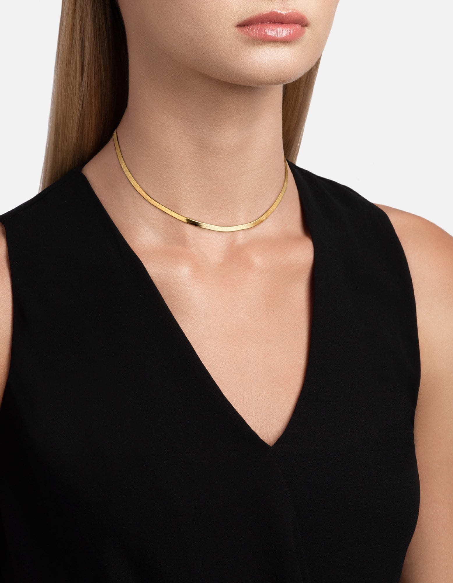 15 Gold Initial Necklaces To Elevate Your Style With | Classy Women  Collection